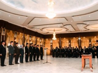 Gubernur Kalsel Resmi Lantik 9 Pejabat Tinggi Pratama Dan 1 Pejabat Fungsional Ahli Utama 