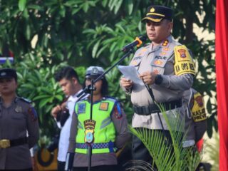 Kapolres Sergai Pimpin Apel Gelar Pasukan Ops Patuh Toba Bertema Tertib Berlalu Lintas Demi Terwujudnya Indonesia Emas