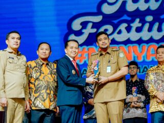 Bobby Nasution Raih Penghargaan Tokoh Penggiat Koperasi Sumut