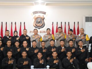Lepas Tim Karate Bertanding di Jakarta, Kapolda Sumut: Raih Prestasi dan Bawa Medali