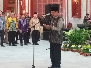 Gubernur Provinsi Kalimantan Selatan Melantik Tiga Direktur Bank Kalsel Periode 2024-2029