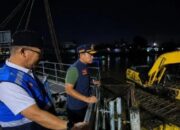 Wali Kota Banjarmasin Pantau Pengerukan Mulut Intake Sungai Bilu